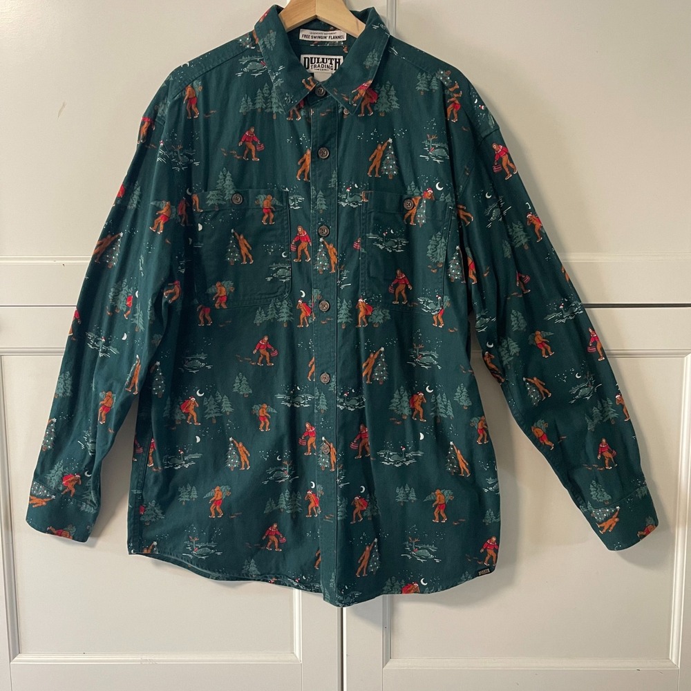 Duluth Trading Co Bigfoot Christmas Flannel Shirt Mens Large Green Sasquatch L